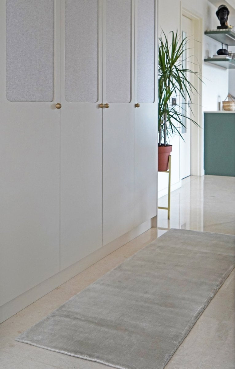 Load image into Gallery viewer, Rugs Alchemy Steel Silver Runner - 60 x 180 cm