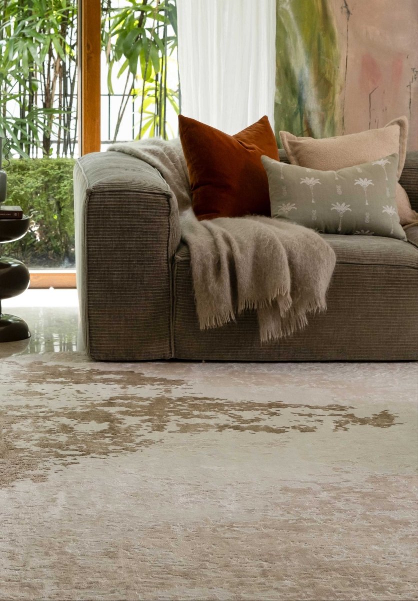 Load image into Gallery viewer, Rugs Mayfair Abstract Cream Rug - 120 x 180 cm