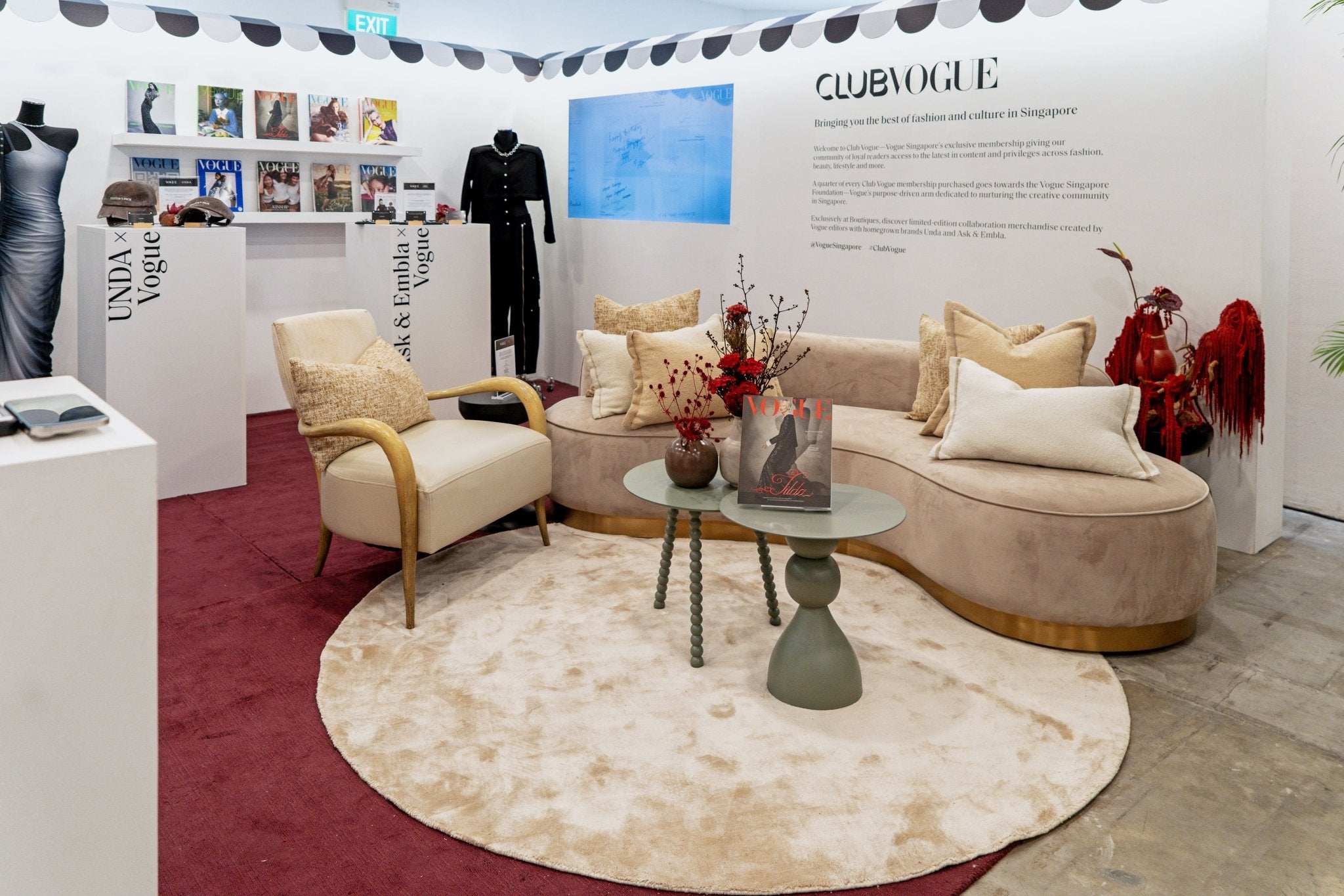 Load image into Gallery viewer, Rugs Vogue Singapore | Club Vogue Lounge at Boutiques Singapore 2025 - 