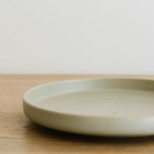 Load image into Gallery viewer, Dinnerware Fernwood Green Base Plate - 8&quot;