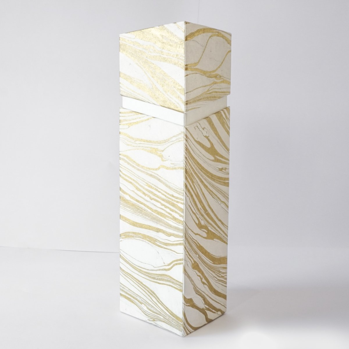 Load image into Gallery viewer, Tabletop Decor Rectangular Wine Box Gold -