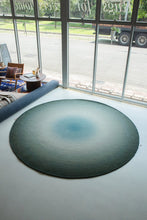 Load image into Gallery viewer, Rugs Beam Gradient Rug [Custom] - 160 x 230 cm