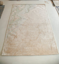 Load image into Gallery viewer, Rugs Custom Flux N°2. Contemporary Rug - 160 x 230 cm