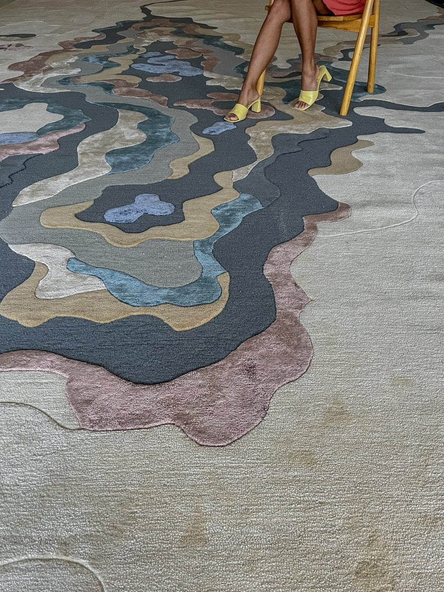 Load image into Gallery viewer, Rugs Flux N°4. Centre Accent Rug [Custom] - 160 x 230 cm